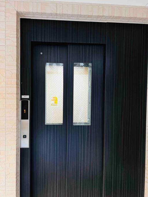 全新上线花跡民宿4号館102，关西机场直达萩之茶屋出站1分钟！难波、心斋桥4分钟车程！ * 大阪市
